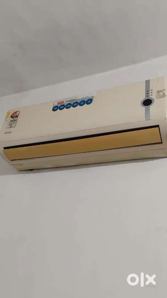 Onida split ac sell