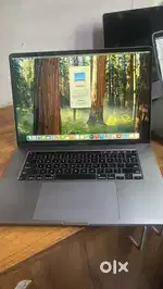 Mac book pro i7 32gb ram 1tb ssd 4gb graphics