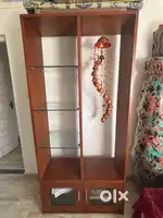 Showcase for keeping gift and other items