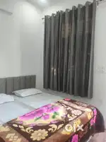 Fully Furnished Rooms available Rs1200/-(Perday 1200)
