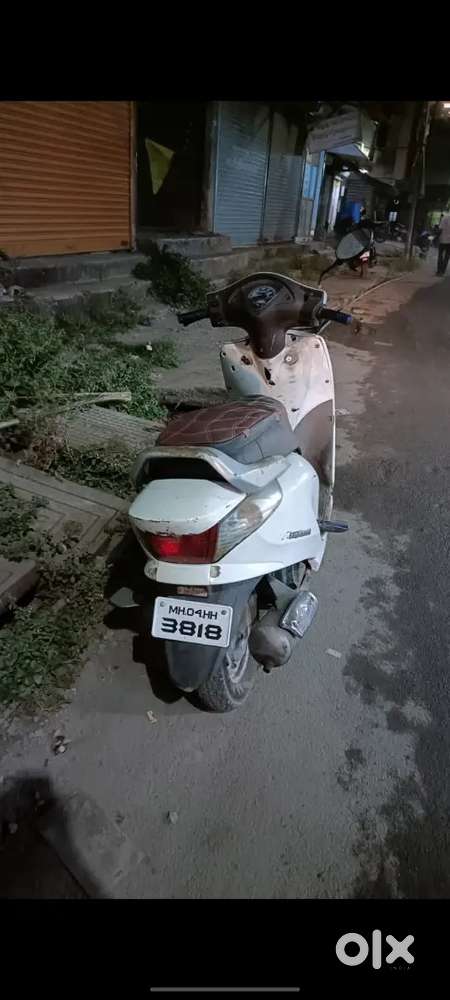 Aviator White Colour