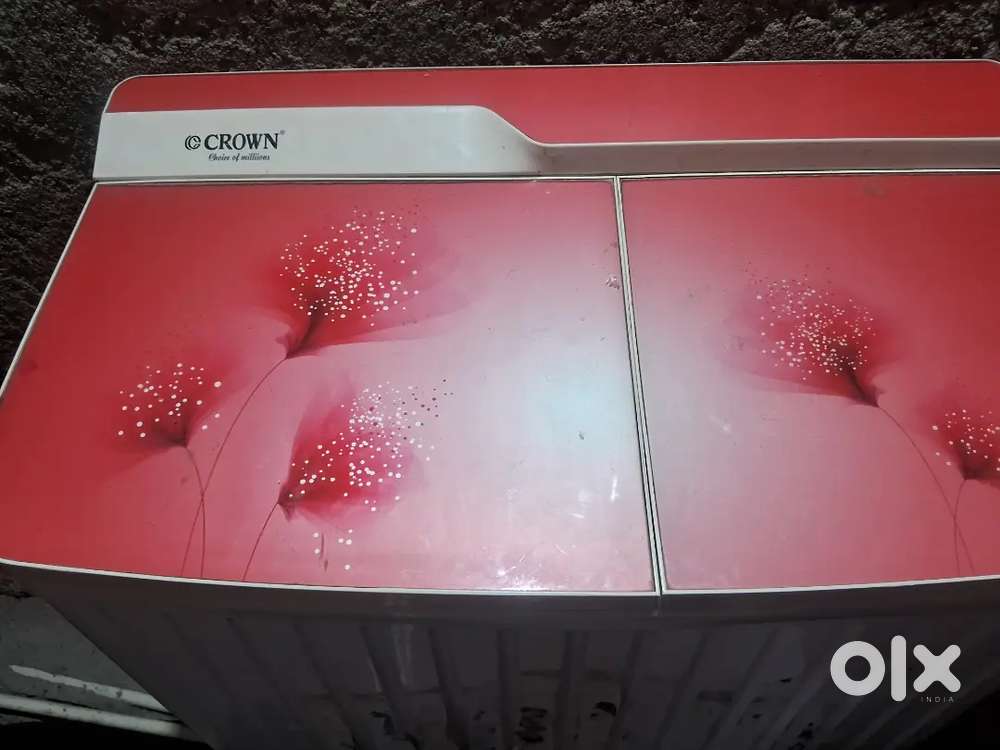 Crown Wasing machine