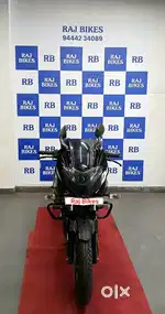 Pulsar 220F