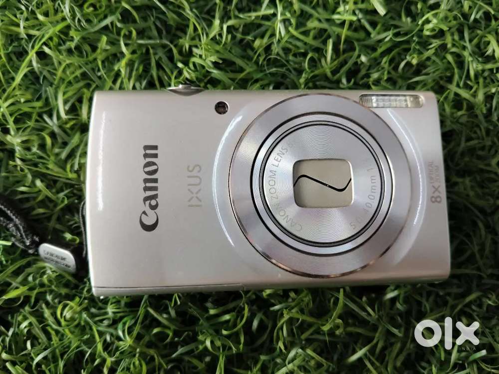 Canon चा कॅमेरा आहे 20 mega pixels ani 8GB memory आहे Good condition