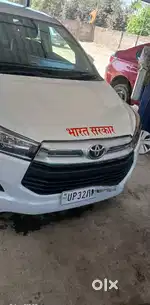 Toyota Innova Crysta 2.4 G MT 7 STR, 2017, Diesel