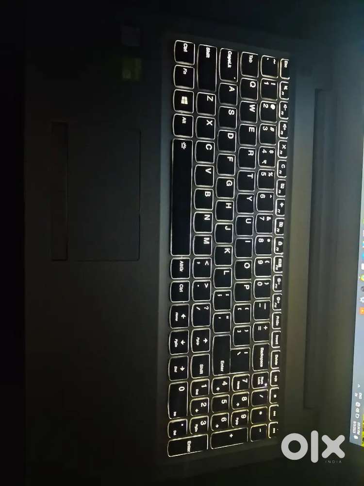 Lenovo IdeaPad i5 7th gen 4gb graphic card at 19999rs