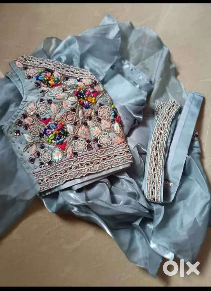 New Designer botique tissue organza/Ready to wear.