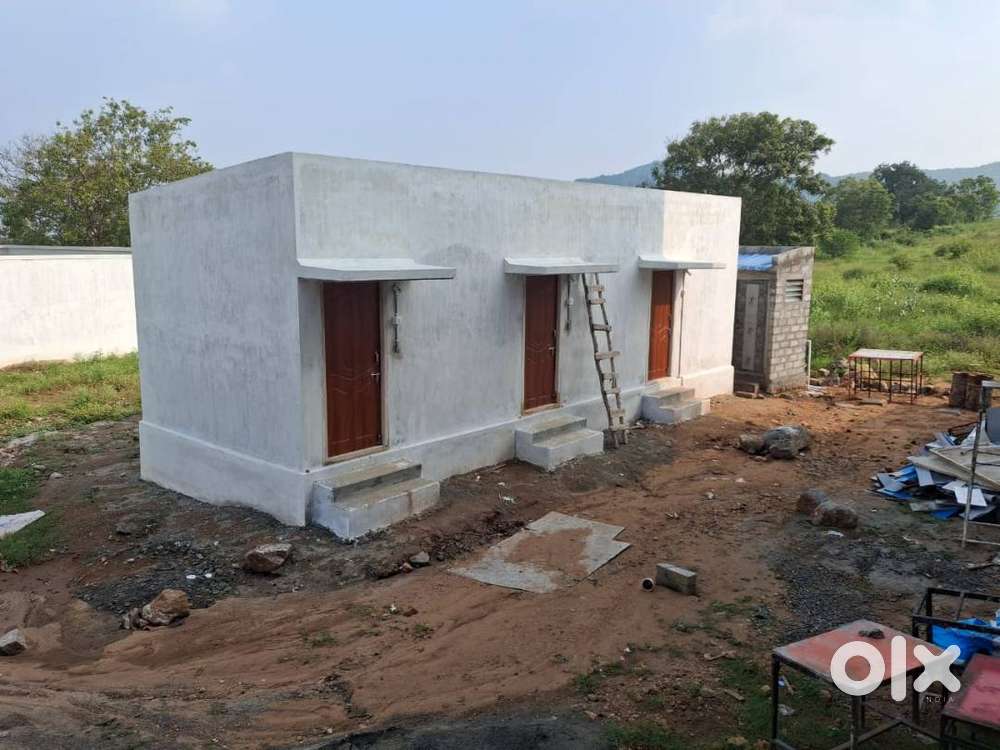 DESIGNER FOR SIGNAGE COMPANY