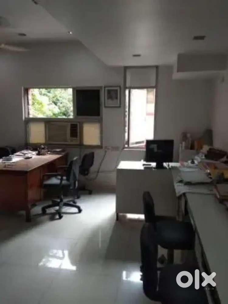 1200 sqft office space available for rent in sakchi near main road