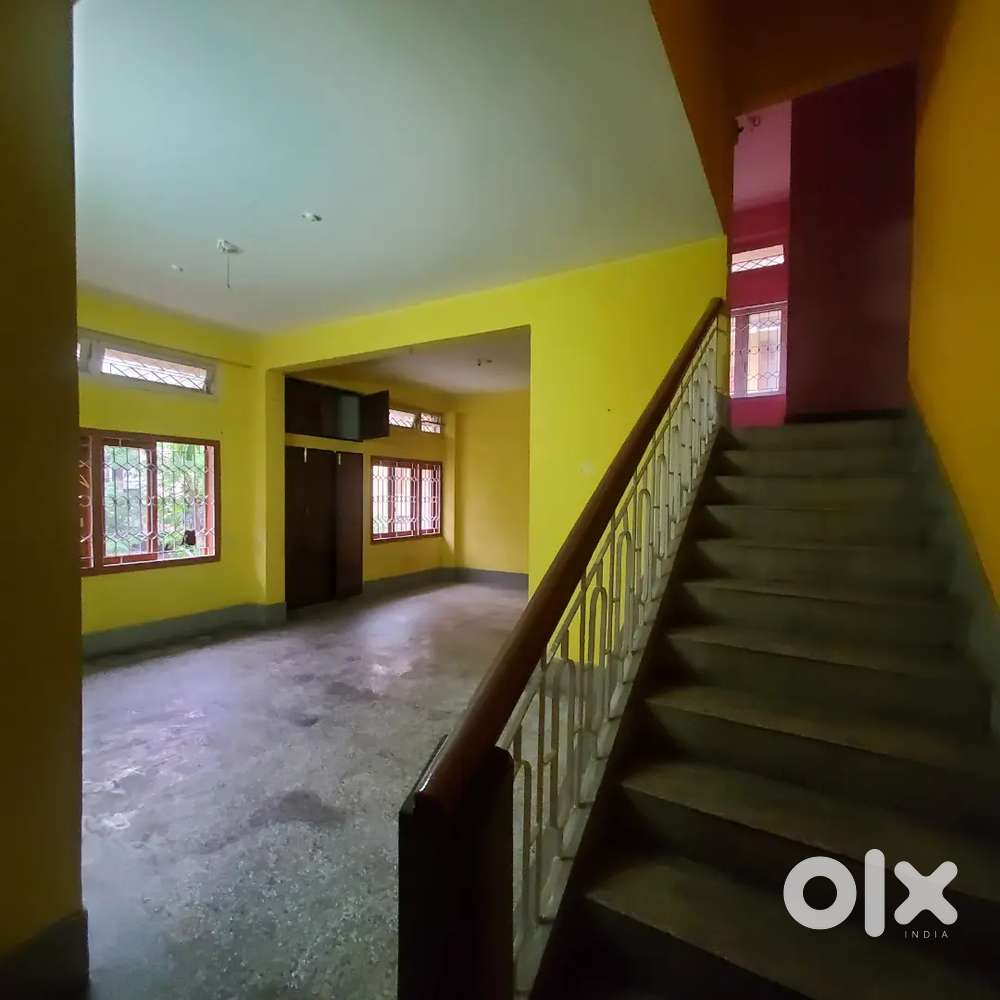 Duplex 3bhk rent for boys at Jonali Zoo road