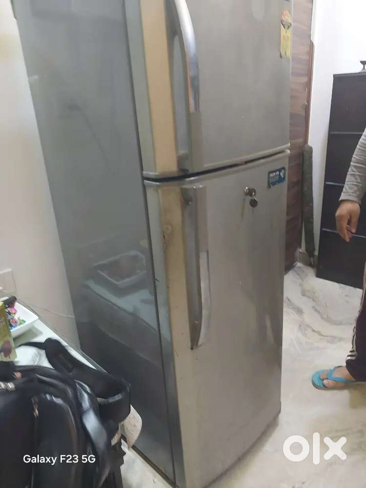 LG 250 ltr 4 star rating green ion