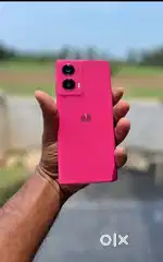 4 month only.New mobile Edge 50 fusion. (bill, box.charger available)