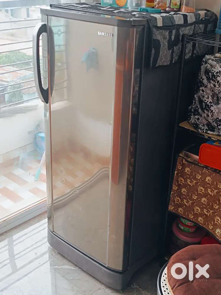 Samsung Fridge 190 L Capacity