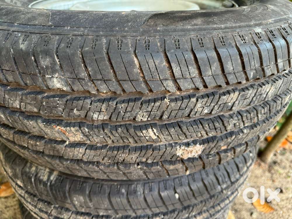 17 inch 4 NEW tyre and rim for sale