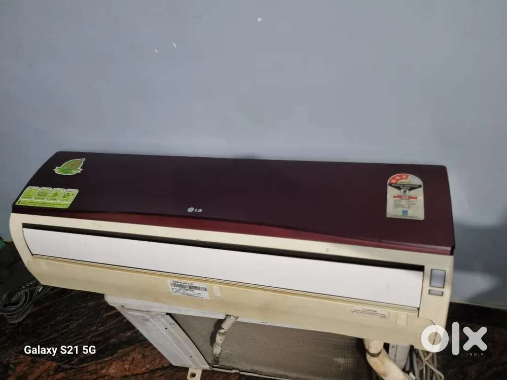 Good AC and working condition.