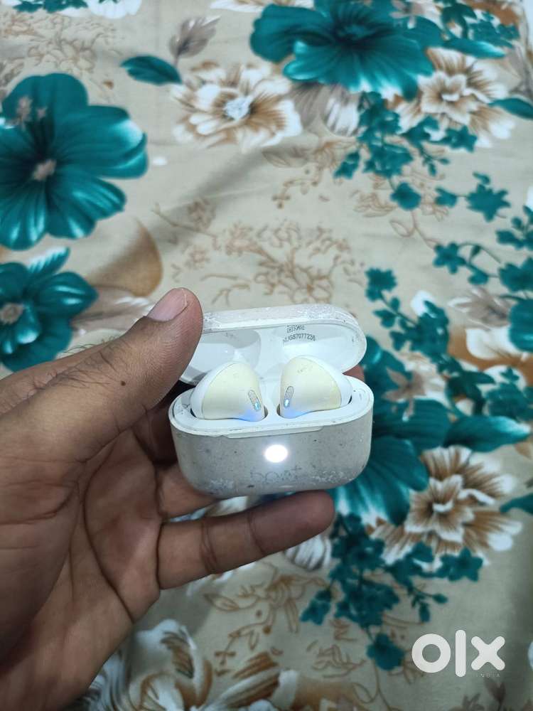 Ear pod (Boat alpha)