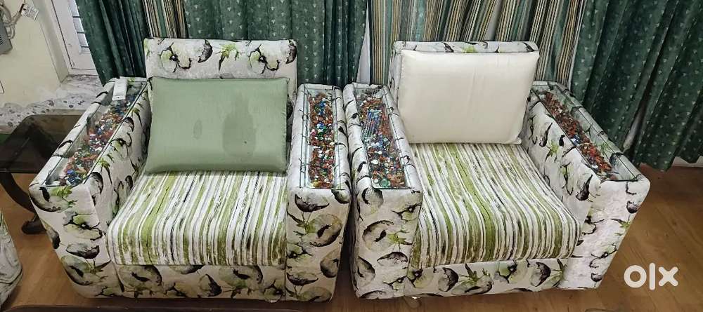 COMPLETE SOFA SET