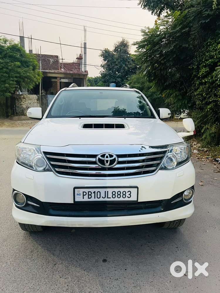 Toyota Fortuner 2015 Diesel Well Maintained