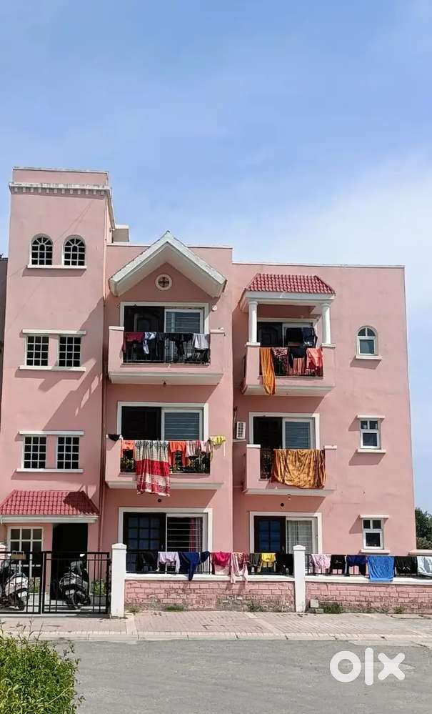 3BHK corner 250 gaj plot  indipendent  floor in CHD City karnal