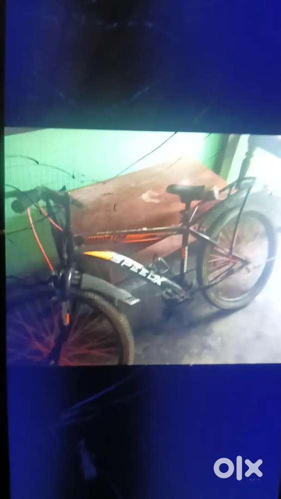 1 year old cycle jisko bhi chahie yah cycle contact me