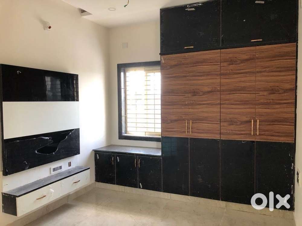 1 BHK house for rent at Dhanalakshmi puram