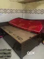 2month purana Double Bed