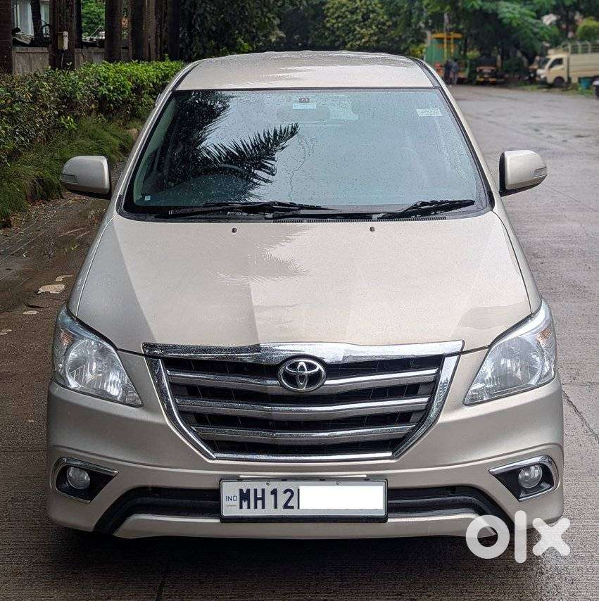 Toyota Innova 2.5 V 7 STR, 2015, Diesel