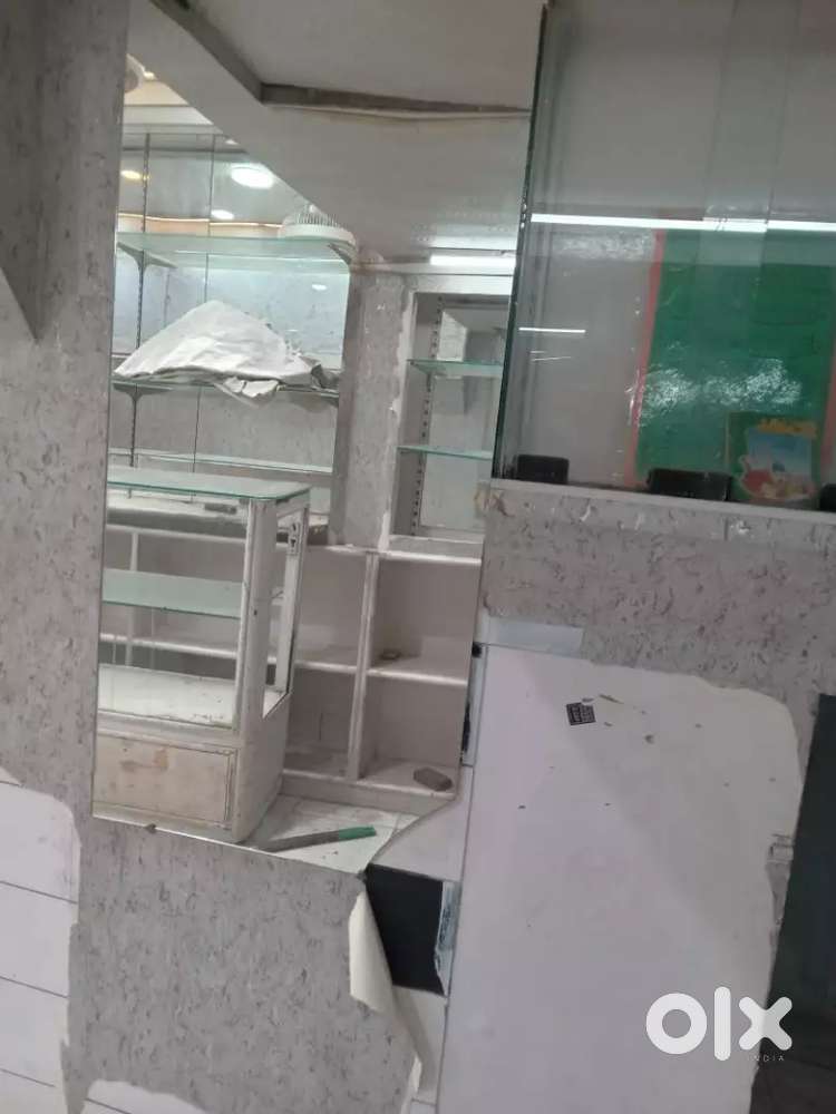 Shop available for rent