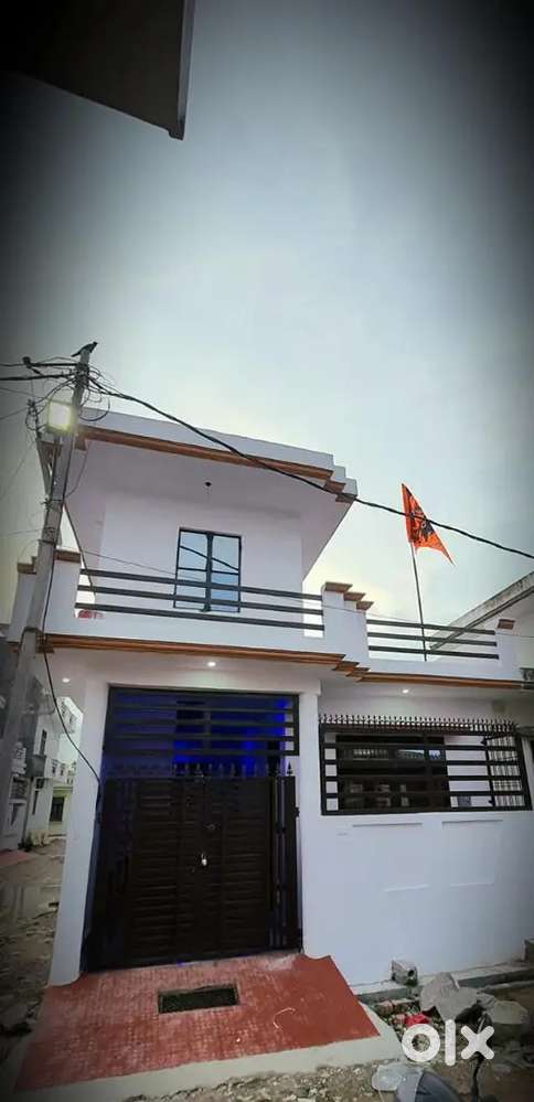 Indipendent house in jankipuram for rent