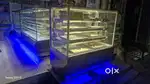 Cake pastry display vechav