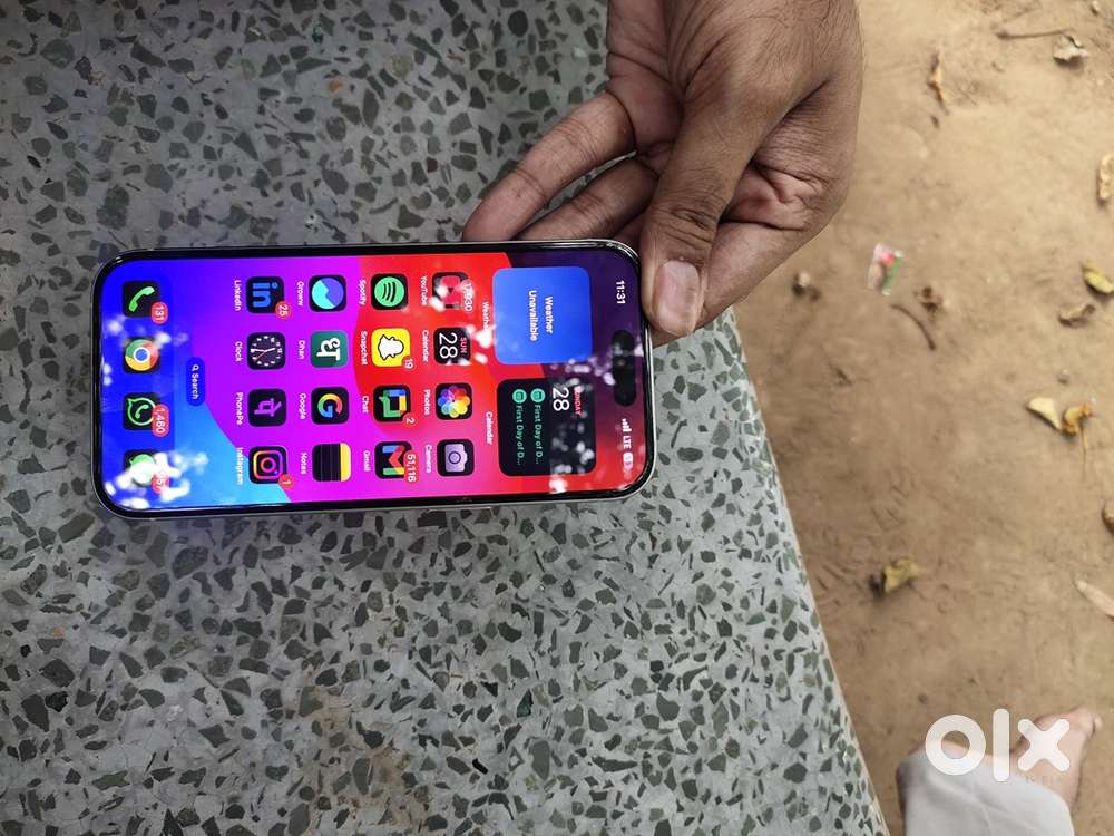 Iphone 15 128 GB - In warranty