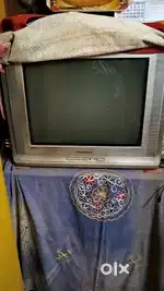 Samsung TV 21 colour.