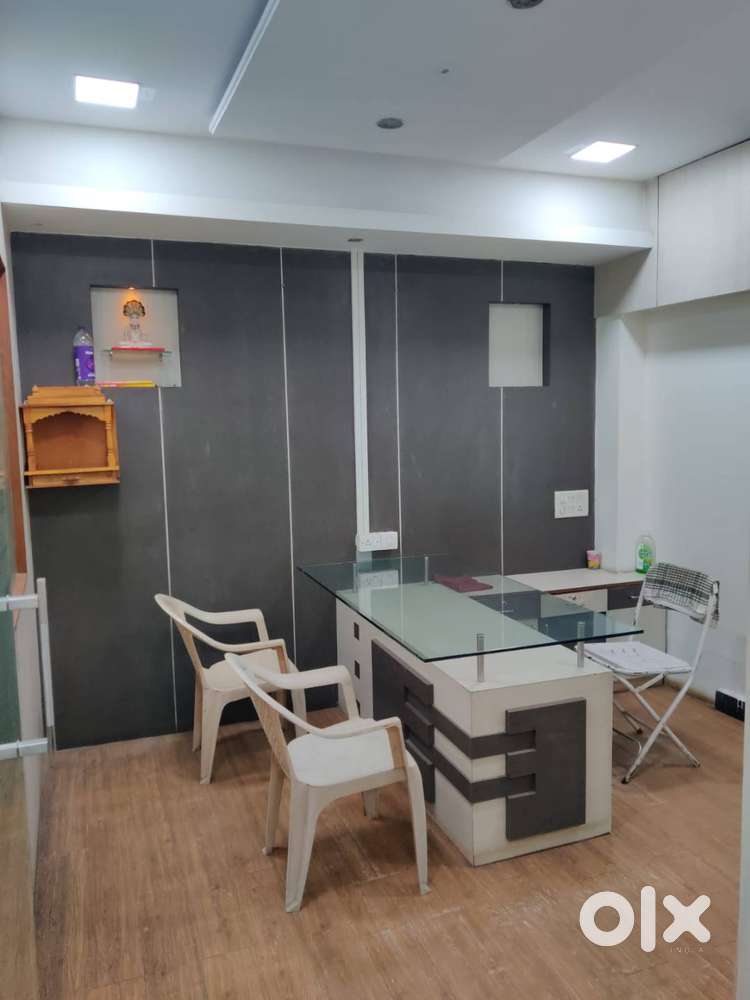 1300 Sq.feet office for rent in kolhapur.