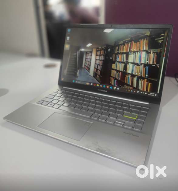 Vivobook S14 i7/ 512GB SSD / 8GB RAM / Win 11/ 2GB NVidia