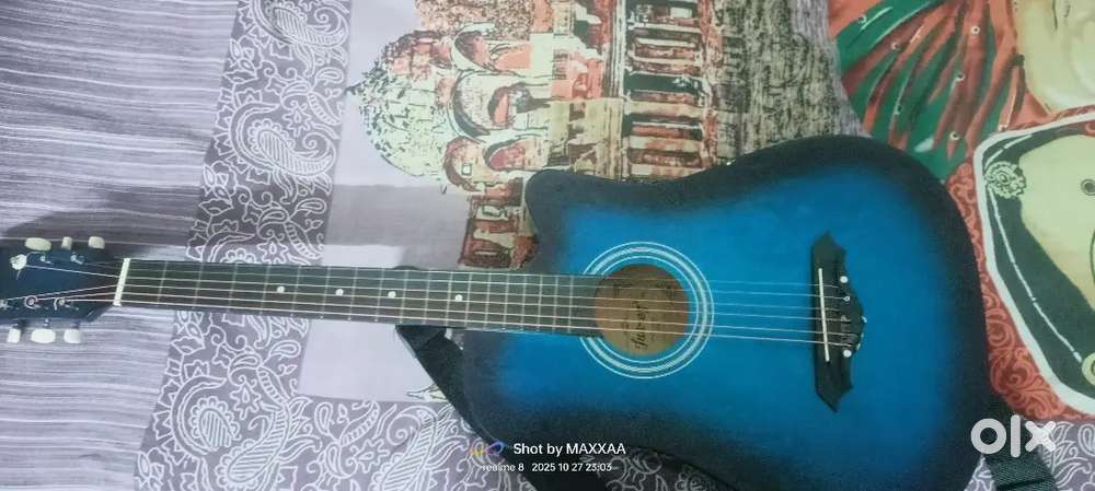 ACOUSTIC GUITAR WITH GUITAR COVER