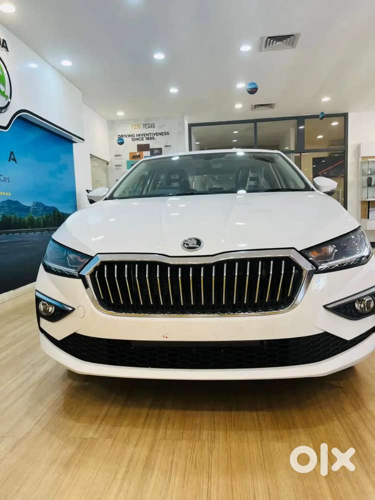 Showroom condition skoda Slavia for urgent sale