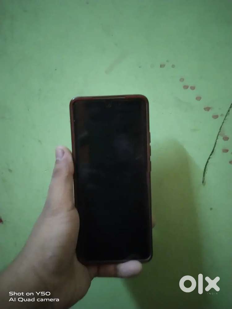 Brand new phone.only used for 8 months