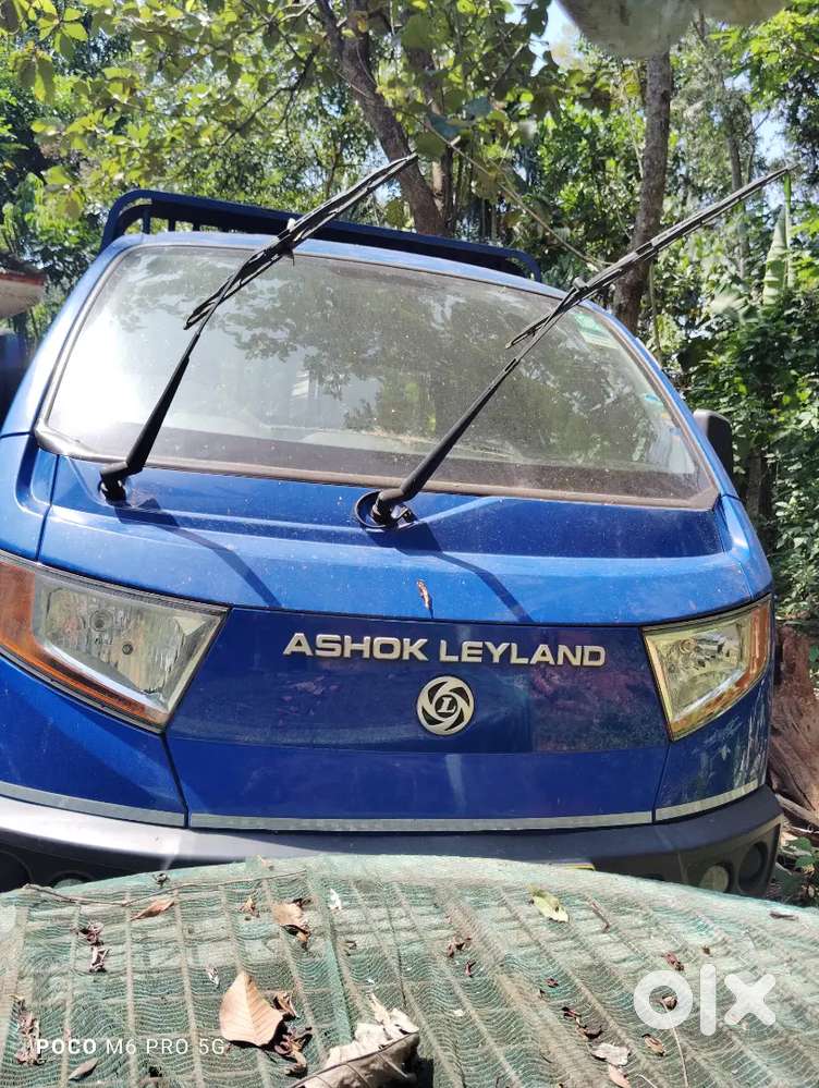 Blue colour Bada Dosth vehicle