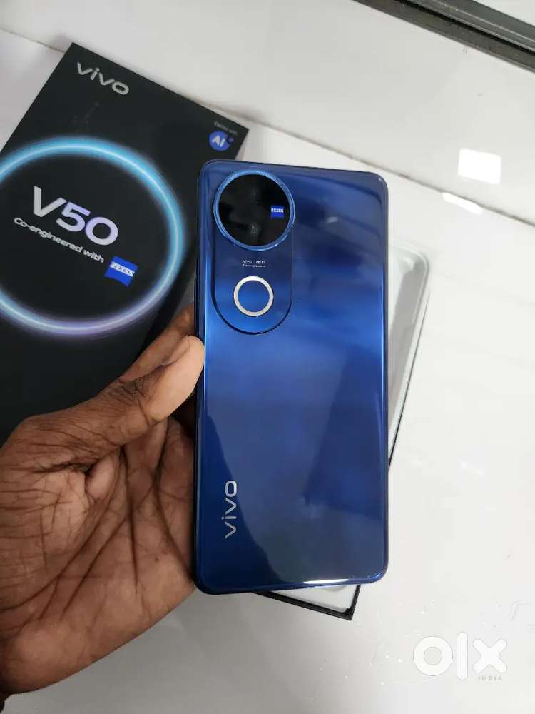 VIVO V50 8gb 256gb just 6 month old