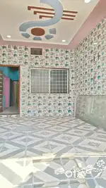 कार पार्किंग मज़बूत घर 3 बड़े बेडरूम वाला घर 90% लॉन