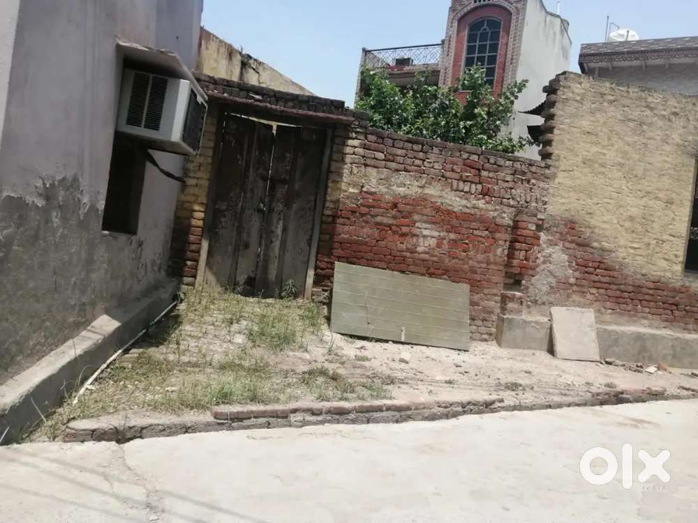 Plot in daultabad for sale in lal dora