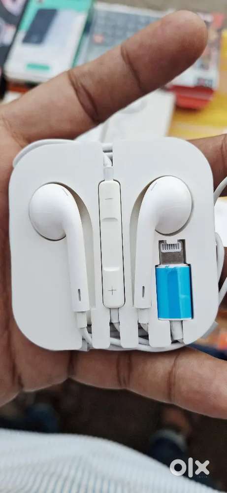 iPhone Headphone 399