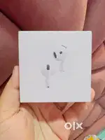 Sealed pack Apple airpods 4 with noise cancellation