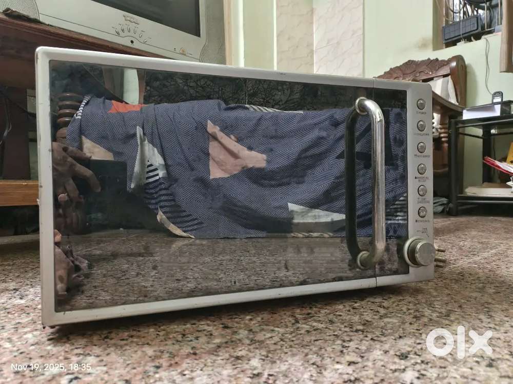 ONIDA microwave oven