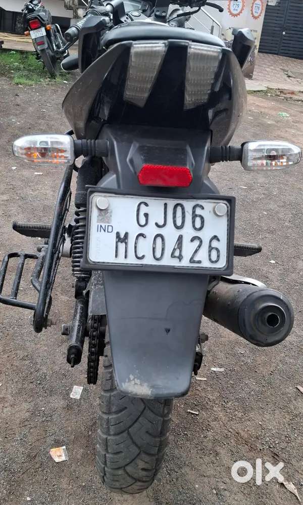 Bajaj Pular Dual Disc