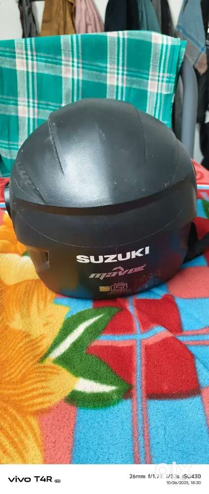 Suzuki helmet