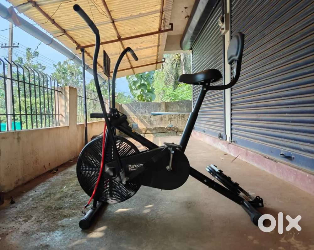 Fitness cycle / exercise cycle