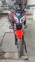 TVS Raider