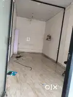 Shop for rent 18000 deposit 70000