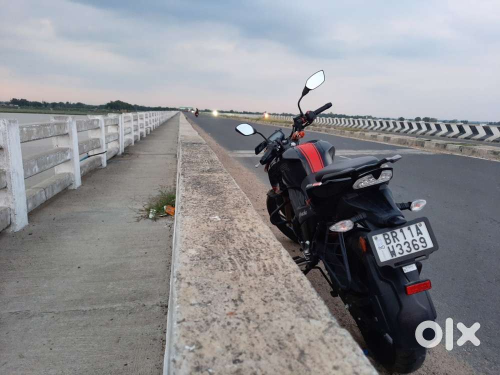 TVS APACHE RTR 200 4V BSVI